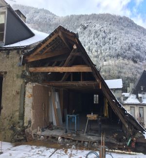 Rehabiltiació interior i estructural d'un edifii existent en Hotel Bagneres de Luchon